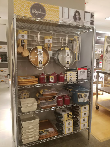 Shopping Mall «Holyoke Mall», reviews and photos, 50 Holyoke St, Holyoke, MA 01040, USA