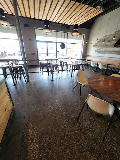 Shopping Mall «Gateway Shopping Center», reviews and photos, 221 E Swedesford Rd, Wayne, PA 19087, USA