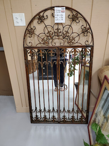 Thrift Store «Interfaith Emergency Services Thrift Store», reviews and photos, 718 N Pine Ave, Ocala, FL 34475, USA