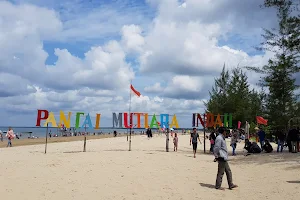 Pantai Mutiara Indah Pangempang Muara Badak image