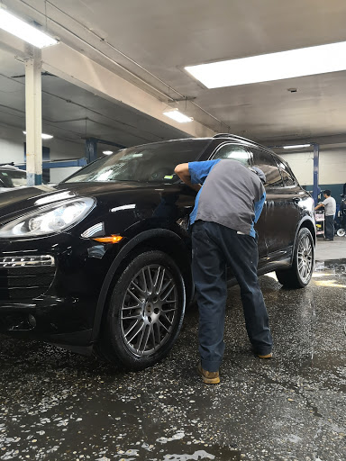 Auto Body Shop «Brothers Repair Shop Inc», reviews and photos, 21-15 38th Ave, Long Island City, NY 11101, USA