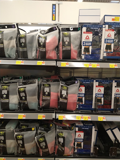 Department Store «Walmart Supercenter», reviews and photos, 2320 Hanover Pike, Hampstead, MD 21074, USA