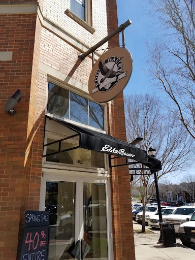 Clothing Store «Eddie Bauer», reviews and photos, 1402 Main Street, Southlake, TX 76092, USA