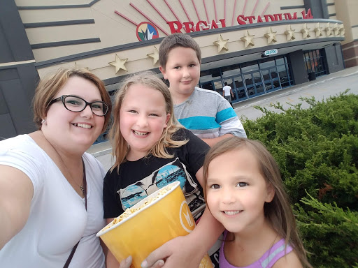 Movie Theater «Regal Cinemas Greenwood 14 & RPX», reviews and photos, 461 Greenwood Park Dr S, Greenwood, IN 46142, USA