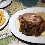 Photo n°1 de l'avis de Konstantinos.e fait le 26/09/2018 à 17:09 sur le  Schweine Janes Altstadt à Düsseldorf