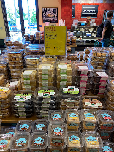 Grocery Store «Whole Foods Market», reviews and photos, 1010 Park Pl, San Mateo, CA 94403, USA