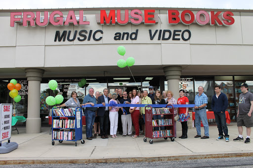 Music Store «Frugal Muse Books, Music and Video», reviews and photos, 7511 Lemont Rd, Darien, IL 60561, USA