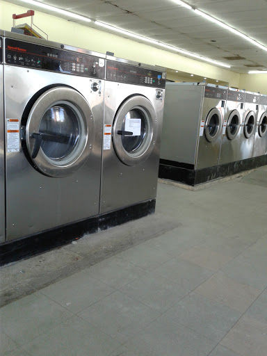 Laundry «Coin Laundry», reviews and photos, 1901 W Vine St, Kissimmee, FL 34741, USA