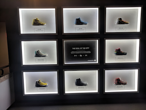 Clothing Store «Under Armour Brand House», reviews and photos, 1201 Woodward Ave, Detroit, MI 48226, USA