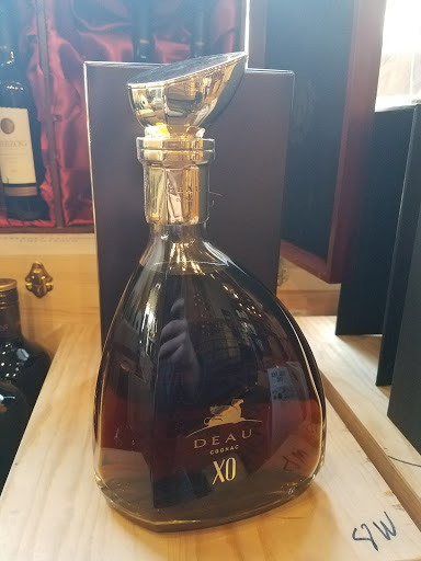 Wine Store «The Wine Cave - Kosher Wine & Spirits», reviews and photos, 888 Bedford Ave, Brooklyn, NY 11205, USA