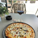 Photo n°1 de l'avis de Nikolaus.s fait le 13/12/2022 à 11:40 sur le  OLA KALA Griechisches Restaurant-CAFE BAR à Dingolfing