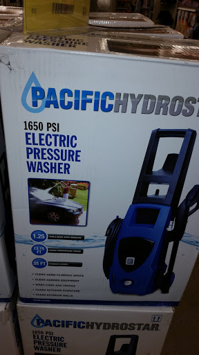 Hardware Store «Harbor Freight Tools», reviews and photos, 32706 John R Rd, Madison Heights, MI 48071, USA