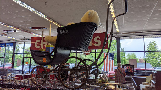 Thrift Store «The Salvation Army Family Store & Donation Center», reviews and photos, 6341 S 27th St, Franklin, WI 53132, USA