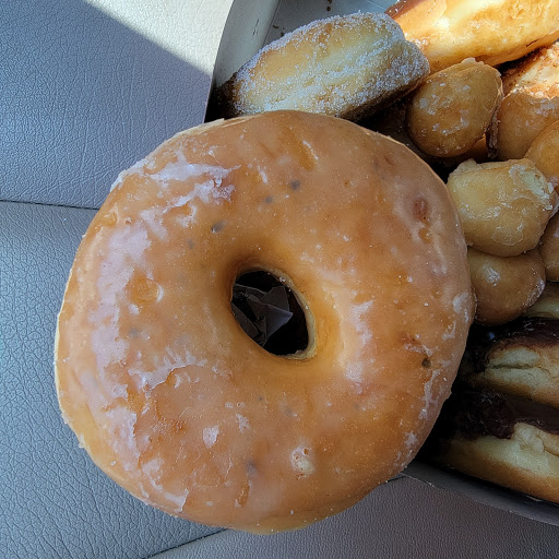 Wolfee donuts