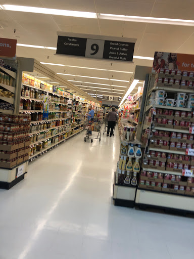 Grocery Store «Giant Food Stores», reviews and photos, 720 W Street Rd, Warminster, PA 18974, USA