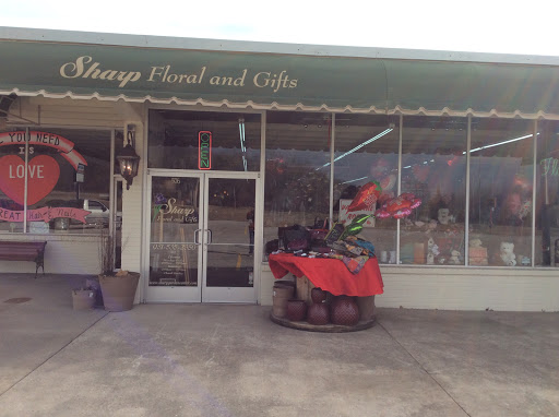 Florist «Sharp Floral & Gifts», reviews and photos, 584 Broadway Ave, New Johnsonville, TN 37134, USA