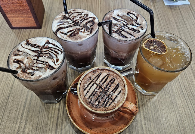 78 Airport Blvd., #04 - 200, Singapore 819666