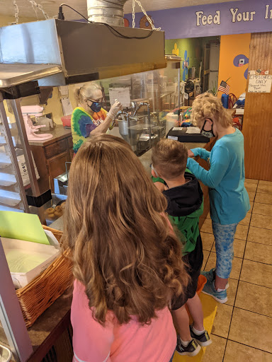 Donut Shop «Peace, Love and Little Donuts», reviews and photos, 2378 Locust St S, Canal Fulton, OH 44614, USA