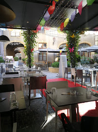 Atmosphère du Restaurant Les Moulins Bleus - Thionville - n°9