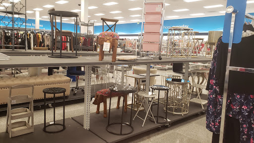 Clothing Store «Ross Dress for Less», reviews and photos, 15301 Manchester Rd, Ballwin, MO 63011, USA