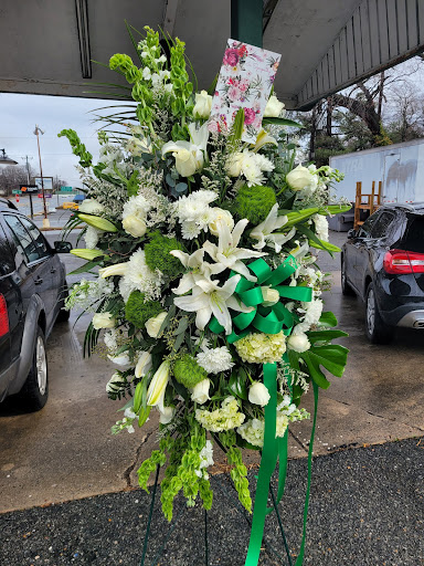 Florist «ADOLFOS CREATION», reviews and photos, 505 Peters Creek Pkwy, Winston-Salem, NC 27101, USA