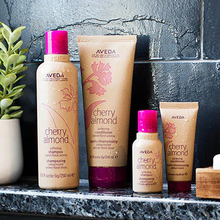 Beauty Salon «De Rouge Salon & Skincare», reviews and photos, 161 Gateway Dr, Winchester, VA 22603, USA