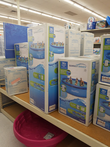 Discount Store «Big Lots», reviews and photos, 4165 E Harry St, Wichita, KS 67218, USA