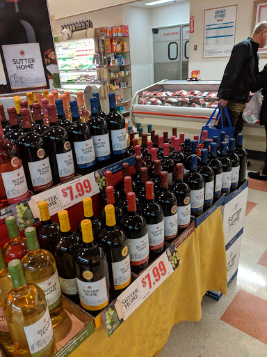 Grocery Store «Market Basket», reviews and photos, 167 S Broadway, Salem, NH 03079, USA