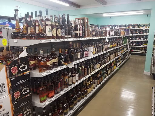 Liquor Store «Red Barn Liquors», reviews and photos, 1731 Us 31W Byp, Bowling Green, KY 42101, USA