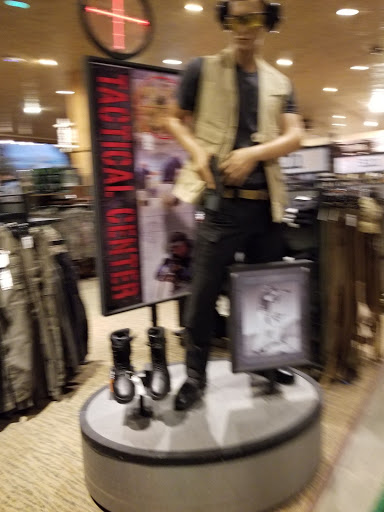 Sporting Goods Store «Bass Pro Shops», reviews and photos, 709 Janes Ave, Bolingbrook, IL 60440, USA