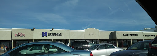 Shopping Mall «Great South Bay Shopping Center», reviews and photos, 895 Montauk Hwy, West Babylon, NY 11704, USA