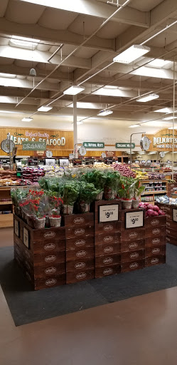 Health Food Store «Sprouts Farmers Market», reviews and photos, 7477 N Blackstone Ave, Fresno, CA 93720, USA