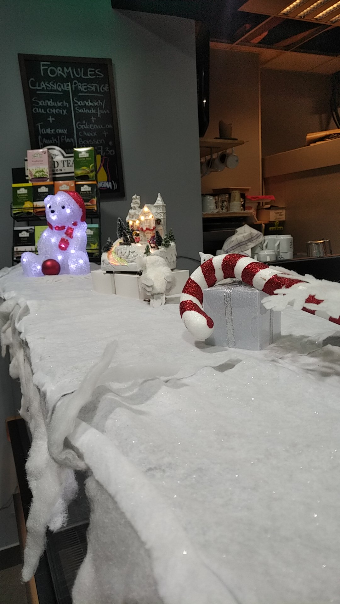 Photo n° 6 de l'avis de BEN-.A fait le 22/12/2017 à 05:10