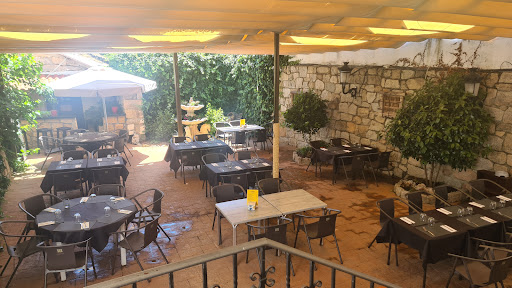 La Terrona Restaurante Nos trasladamos a la Antigua Cabilda. en Hoyo de Manzanares