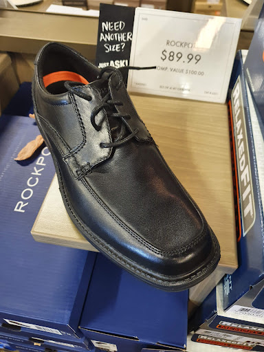 Shoe Store «DSW Designer Shoe Warehouse», reviews and photos, 2831 S Rochester Rd, Rochester Hills, MI 48307, USA