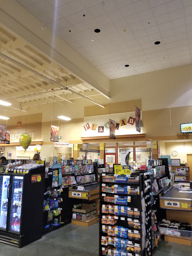 Grocery Store «Fred Meyer», reviews and photos, 325 5th St, Brookings, OR 97415, USA