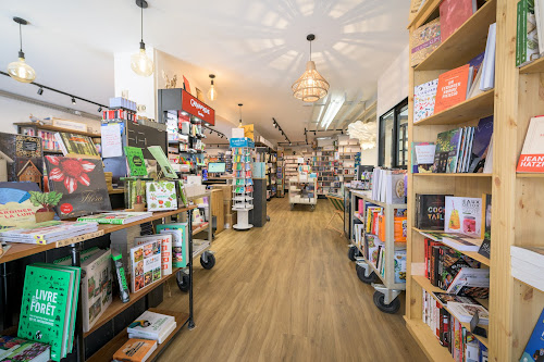 Librairie Grand Largue Librairie Salon de Thé Saint-Martin-de-Ré