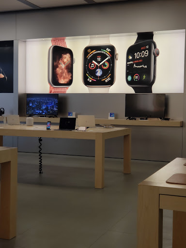 Computer Store «Apple Tacoma Mall», reviews and photos, 4502 S Steele St, Tacoma, WA 98409, USA