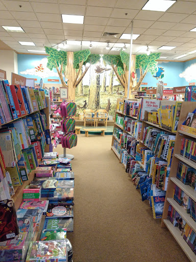 Book Store «Barnes & Noble», reviews and photos, 235 Daniel Webster Hwy, Nashua, NH 03060, USA