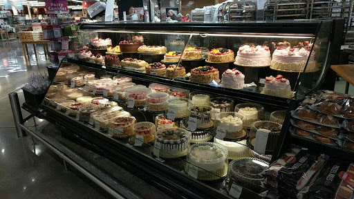 Grocery Store «H-E-B plus!», reviews and photos, 20935 US-281, San Antonio, TX 78258, USA