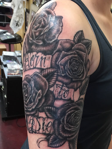 Tattoo Shop «Tattoo U», reviews and photos, 6245 W Chandler Blvd, Chandler, AZ 85226, USA