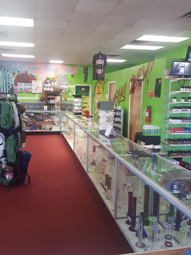 Tobacco Shop «Wonderland Smoke Shop Hasbrouck Heights», reviews and photos, 155 NJ-17, Hasbrouck Heights, NJ 07604, USA