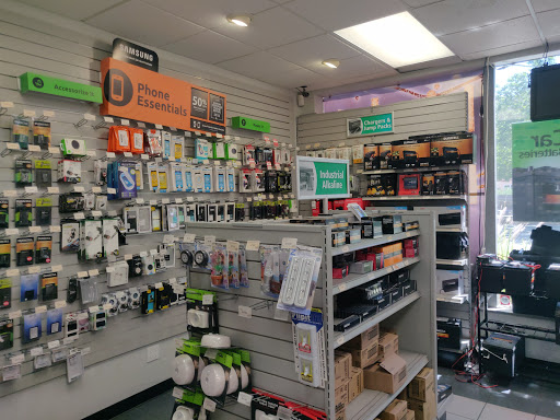 Car Battery Store «Batteries Plus Bulbs», reviews and photos, 2064 4th St, San Rafael, CA 94901, USA