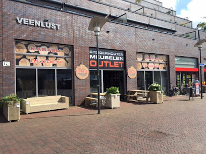 Steigerhouten meubeloutlet