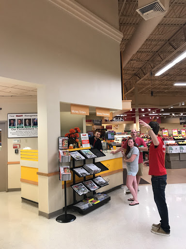 Grocery Store «Giant Food Stores», reviews and photos, 611 Main St, Harleysville, PA 19438, USA