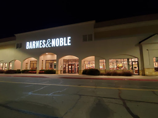 Book Store «Barnes & Noble», reviews and photos, 5231 E 41st St, Tulsa, OK 74135, USA