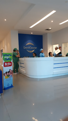 Clínica DentiCenter
