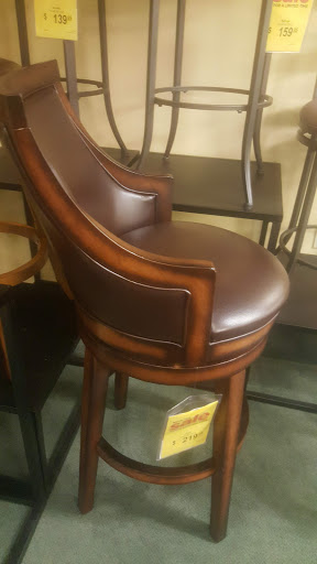 Furniture Store «Raymour & Flanigan Furniture and Mattress Store», reviews and photos, 65 Baltimore Pike, Springfield, PA 19064, USA