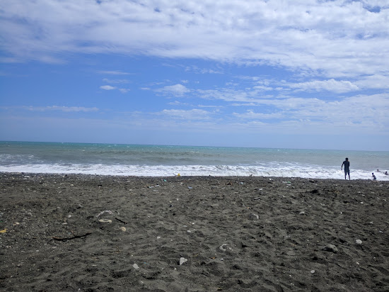 Sombrero beach