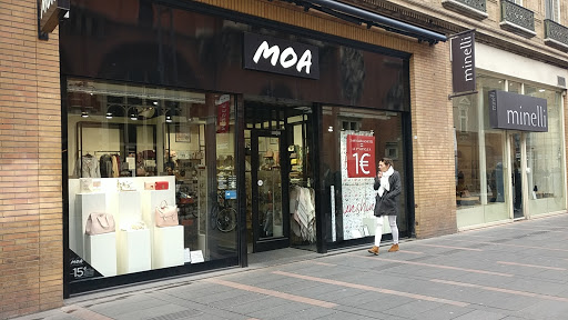 Moa